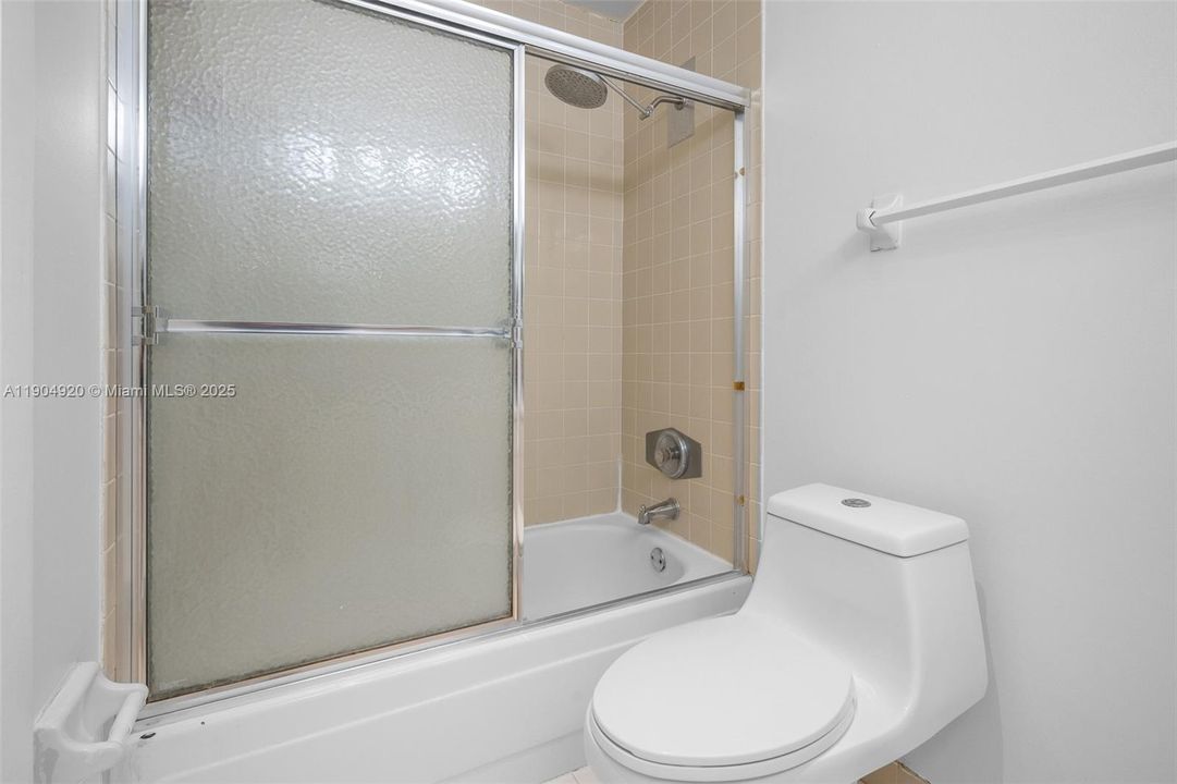 Active With Contract: $3,100 (3 beds, 2 baths, 1234 Square Feet)