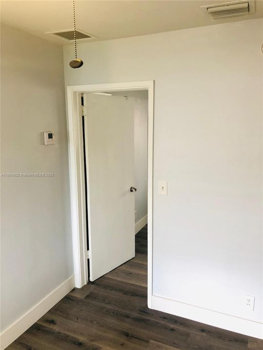 Activo con contrato: $1,695 (1 camas, 1 baños, 0 Pies cuadrados)