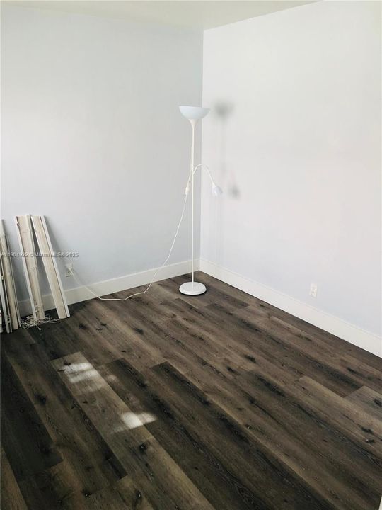 Activo con contrato: $1,695 (1 camas, 1 baños, 0 Pies cuadrados)