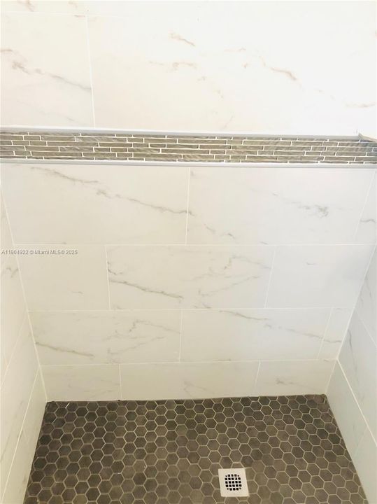 Activo con contrato: $1,695 (1 camas, 1 baños, 0 Pies cuadrados)