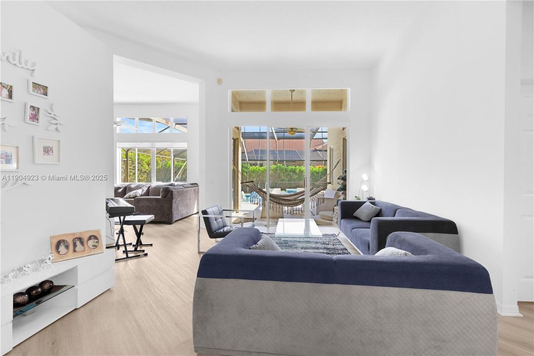 For Sale: $999,000 (4 beds, 2 baths, 2255 Square Feet)