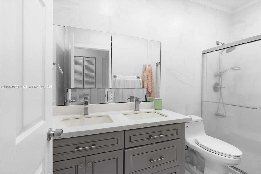 For Sale: $999,000 (4 beds, 2 baths, 2255 Square Feet)