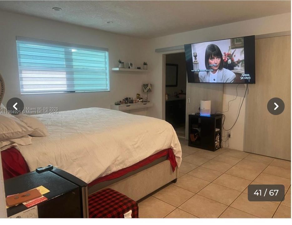 En Venta: $1,475,000 (5 camas, 4 baños, 2579 Pies cuadrados)