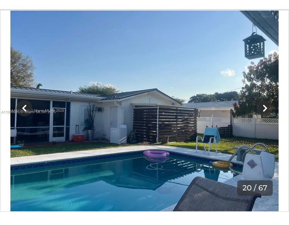 En Venta: $1,475,000 (5 camas, 4 baños, 2579 Pies cuadrados)