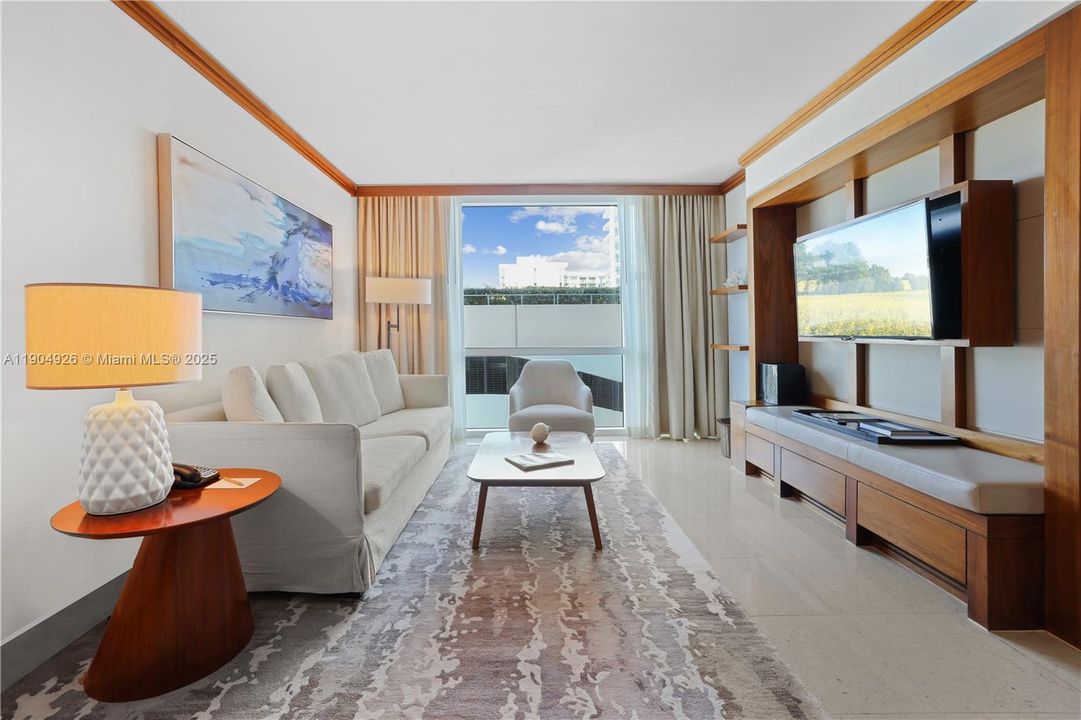 For Rent: $7,000 (1 beds, 1 baths, 662 Square Feet)