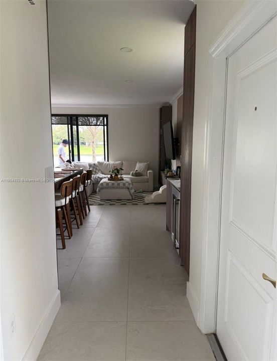 En Renta: $4,100 (4 camas, 3 baños, 1920 Pies cuadrados)