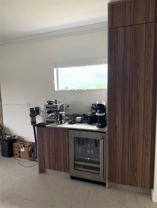 En Renta: $4,100 (4 camas, 3 baños, 1920 Pies cuadrados)