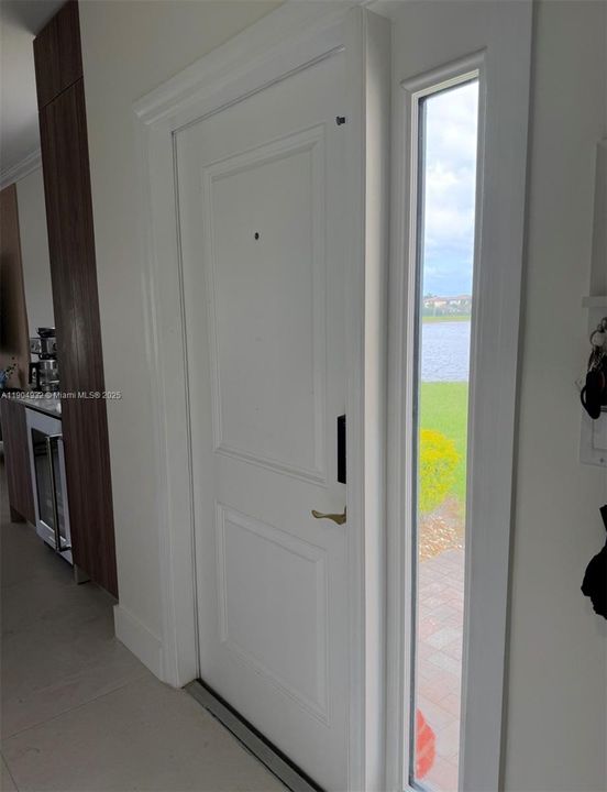 En Renta: $4,100 (4 camas, 3 baños, 1920 Pies cuadrados)