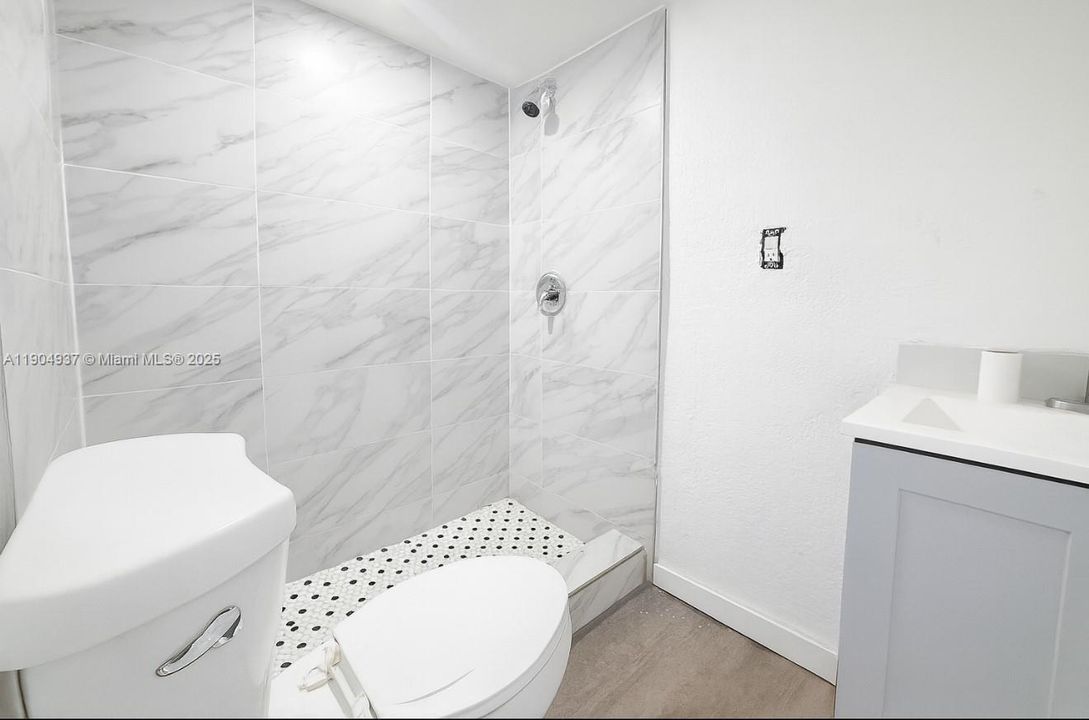 For Sale: $777,900 (0 beds, 0 baths, 1926 Square Feet)