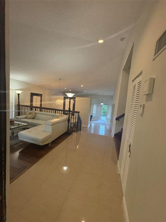 For Rent: $5,900 (4 beds, 2 baths, 2508 Square Feet)