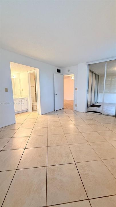 For Sale: $299,000 (3 beds, 2 baths, 1155 Square Feet)