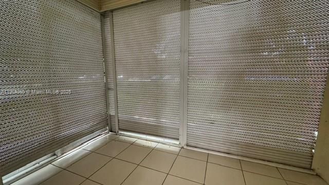 Recently Rented: $1,500 (1 beds, 1 baths, 695 Square Feet)