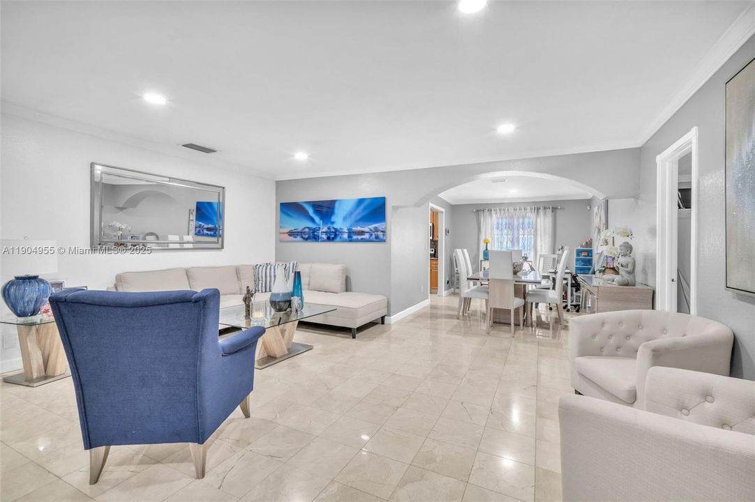 For Sale: $879,000 (4 beds, 3 baths, 2005 Square Feet)