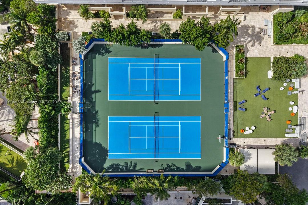 待售: $3,495,000 (3 贝兹, 2 浴室, 2340 平方英尺)