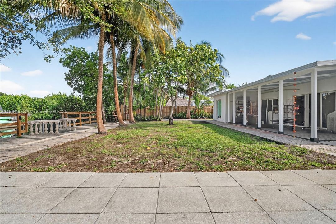 En Venta: $1,649,999 (4 camas, 3 baños, 1787 Pies cuadrados)