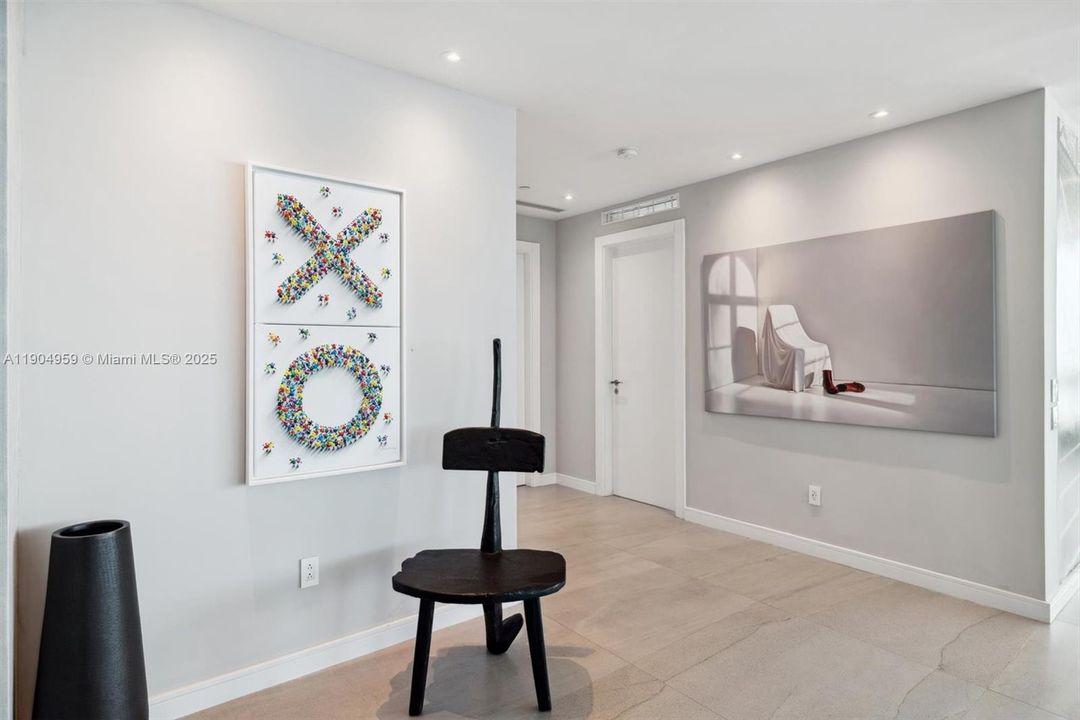 For Sale: $17,900,000 (3 beds, 4 baths, 3335 Square Feet)