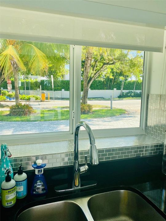 For Rent: $11,900 (3 beds, 3 baths, 2262 Square Feet)