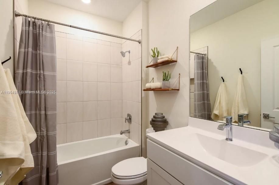 For Rent: $4,300 (4 beds, 3 baths, 2260 Square Feet)