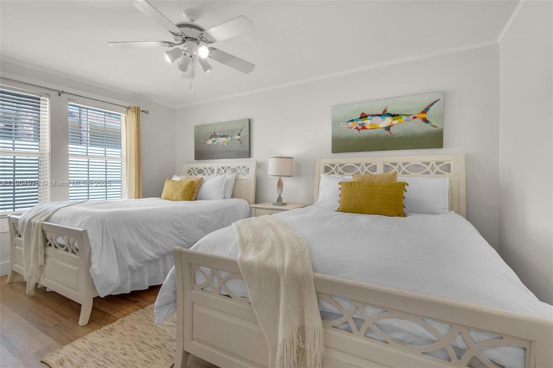 For Sale: $2,995,000 (4 beds, 4 baths, 2517 Square Feet)