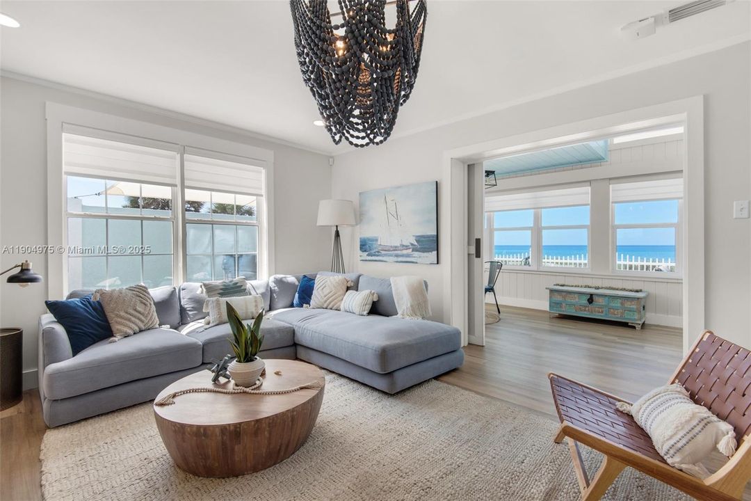 For Sale: $2,995,000 (4 beds, 4 baths, 2517 Square Feet)