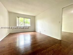 出租: $1,850 (1 贝兹, 1 浴室, 712 平方英尺)