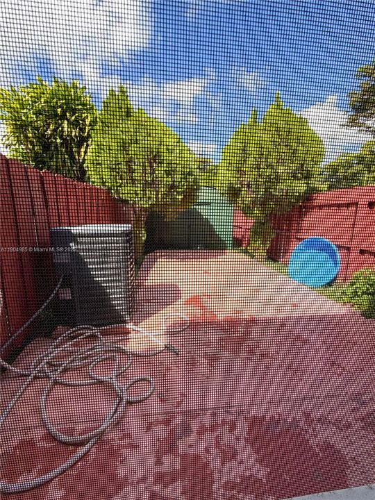 For Rent: $2,799 (2 beds, 2 baths, 1284 Square Feet)