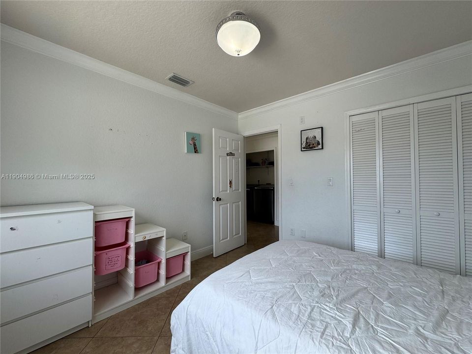 For Rent: $3,800 (3 beds, 2 baths, 1542 Square Feet)