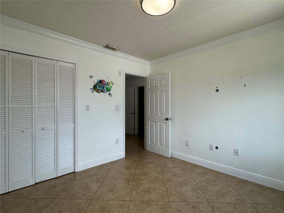 For Rent: $3,800 (3 beds, 2 baths, 1542 Square Feet)