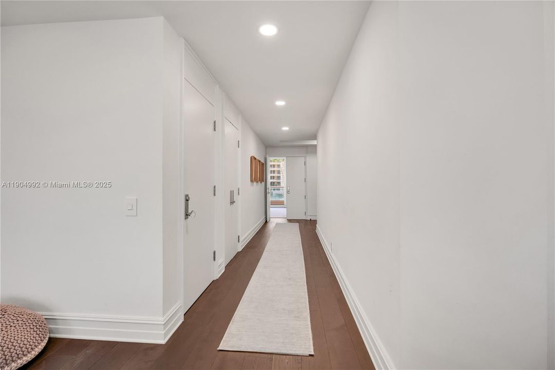 На продажу: $2,475,000 (3 спален, 3 ванн, 2950 Квадратных фут)