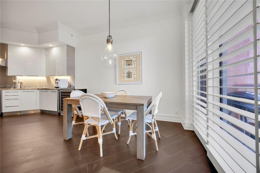 На продажу: $2,475,000 (3 спален, 3 ванн, 2950 Квадратных фут)