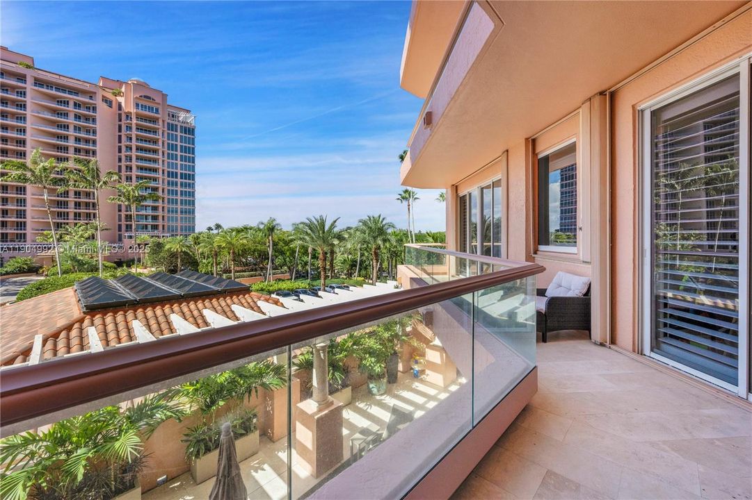 На продажу: $2,475,000 (3 спален, 3 ванн, 2950 Квадратных фут)