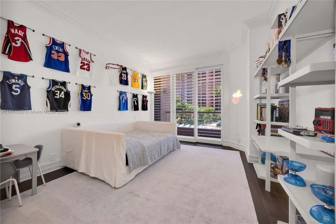 На продажу: $2,475,000 (3 спален, 3 ванн, 2950 Квадратных фут)