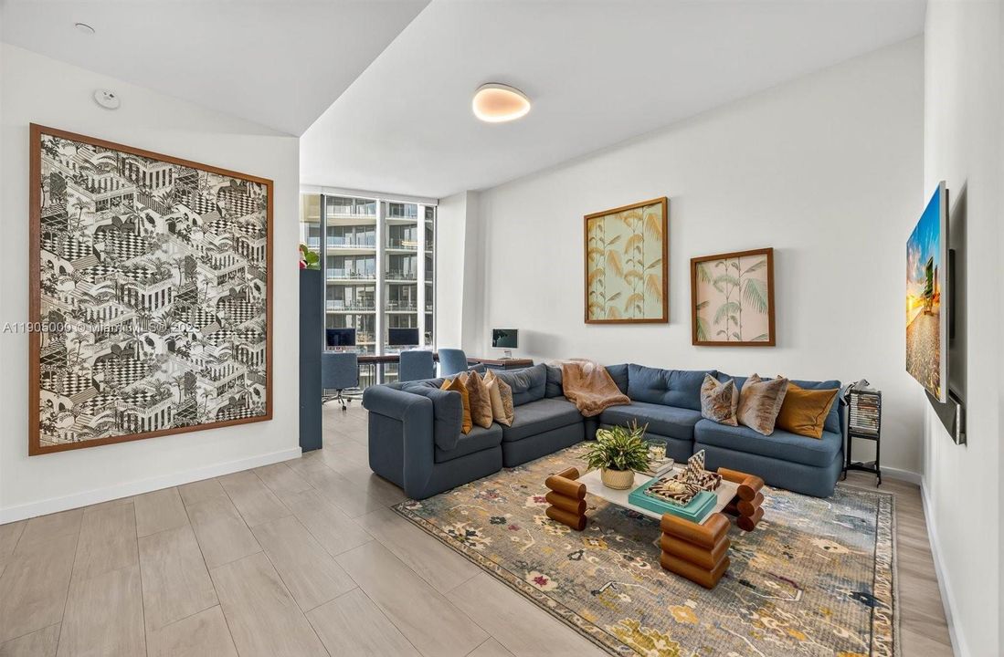 En Renta: $28,500 (3 camas, 3 baños, 2532 Pies cuadrados)