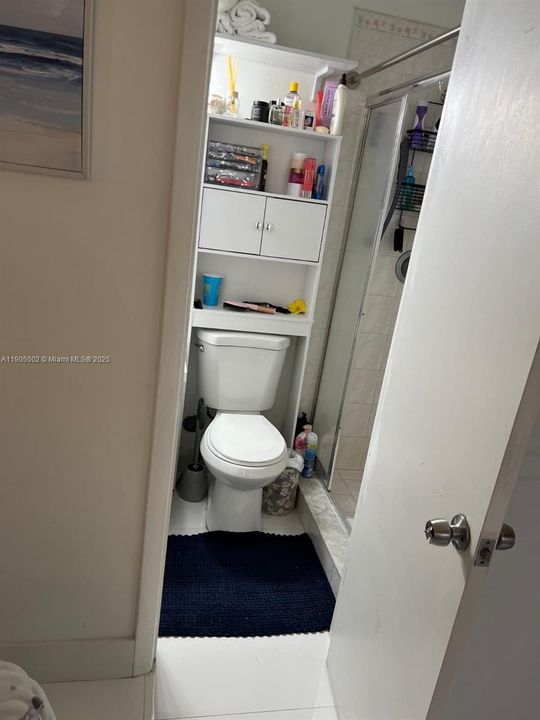 For Rent: $1,800 (1 beds, 1 baths, 2265 Square Feet)