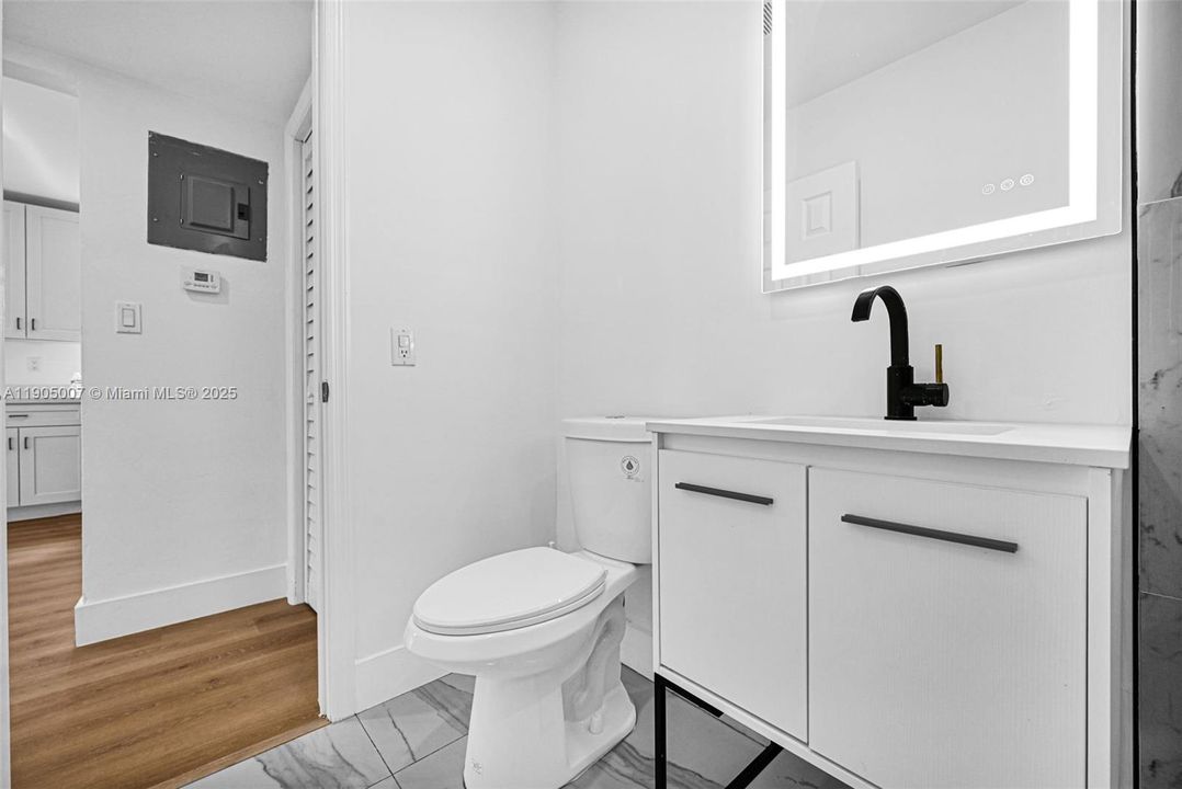 For Sale: $699,999 (0 beds, 0 baths, 1719 Square Feet)