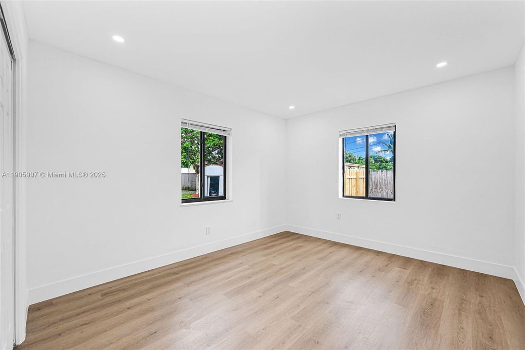 For Sale: $699,999 (0 beds, 0 baths, 1719 Square Feet)