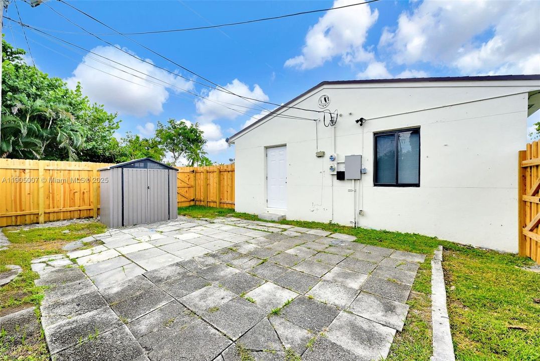 For Sale: $699,999 (0 beds, 0 baths, 1719 Square Feet)