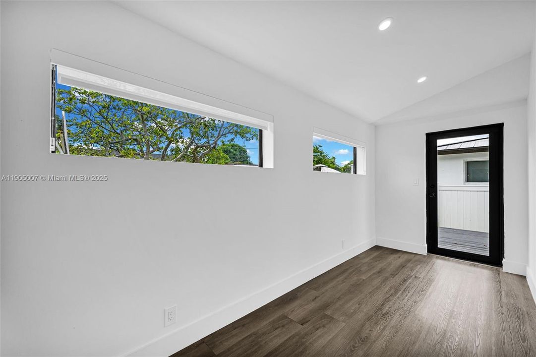 For Sale: $699,999 (0 beds, 0 baths, 1719 Square Feet)