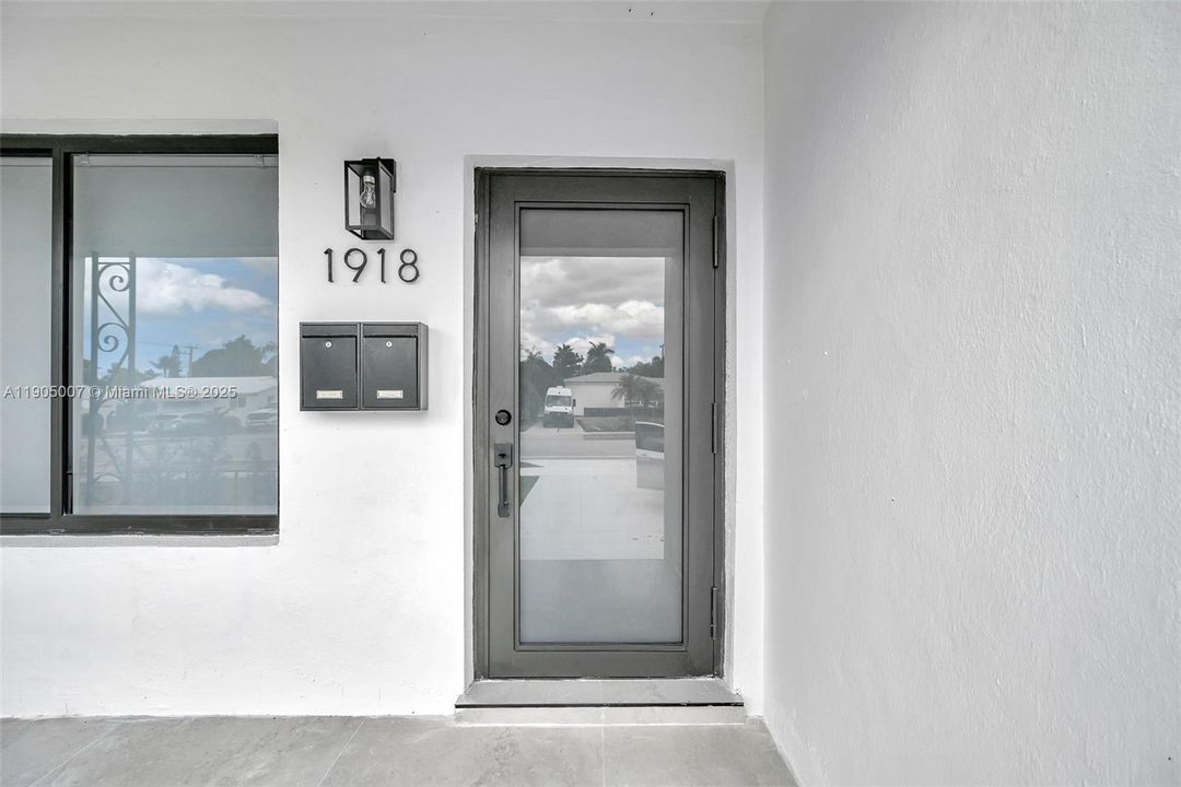 For Sale: $699,999 (0 beds, 0 baths, 1719 Square Feet)