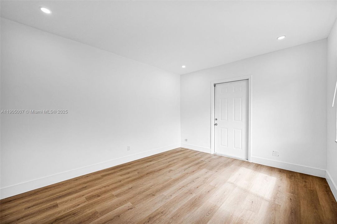 For Sale: $699,999 (0 beds, 0 baths, 1719 Square Feet)