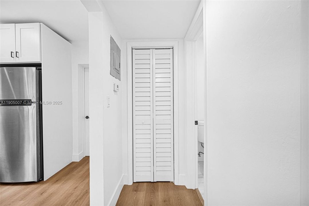 For Sale: $699,999 (0 beds, 0 baths, 1719 Square Feet)