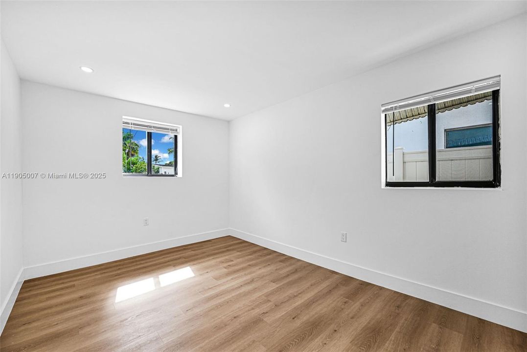 For Sale: $699,999 (0 beds, 0 baths, 1719 Square Feet)