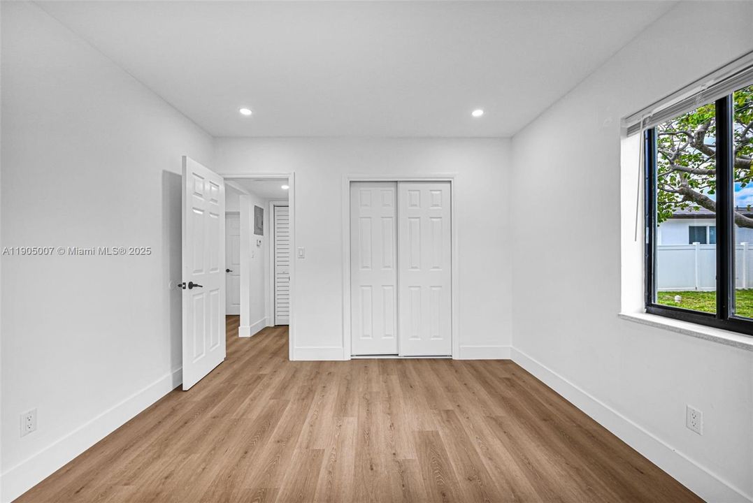 For Sale: $699,999 (0 beds, 0 baths, 1719 Square Feet)