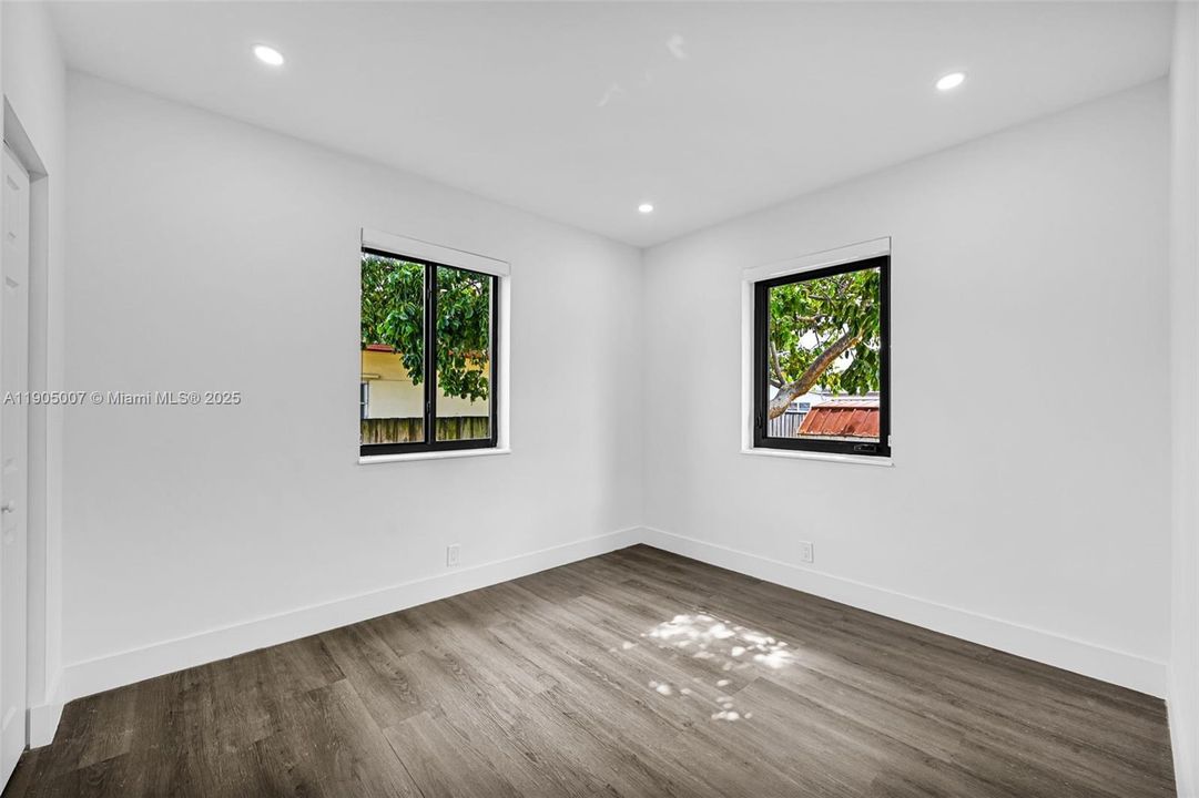 For Sale: $699,999 (0 beds, 0 baths, 1719 Square Feet)