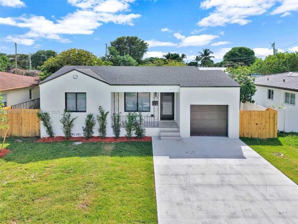 For Sale: $699,999 (0 beds, 0 baths, 1719 Square Feet)