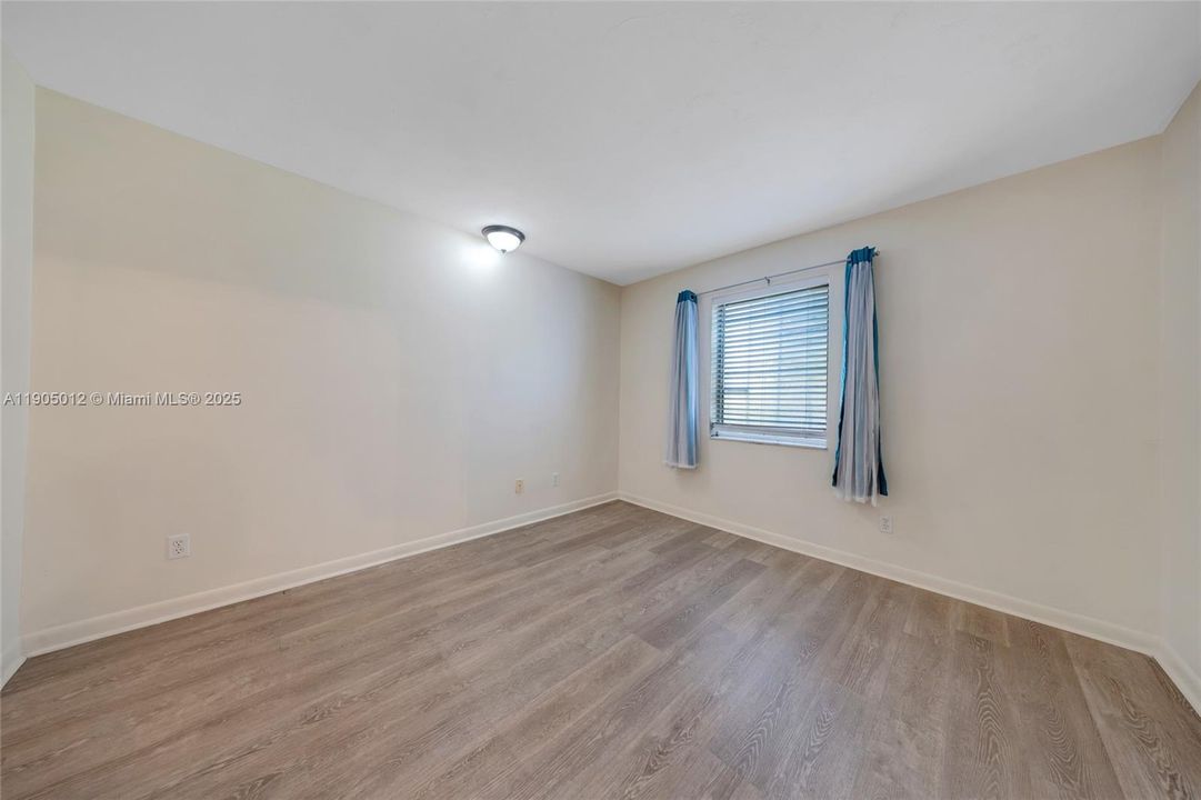 Recently Rented: $1,800 (2 beds, 2 baths, 777 Square Feet)