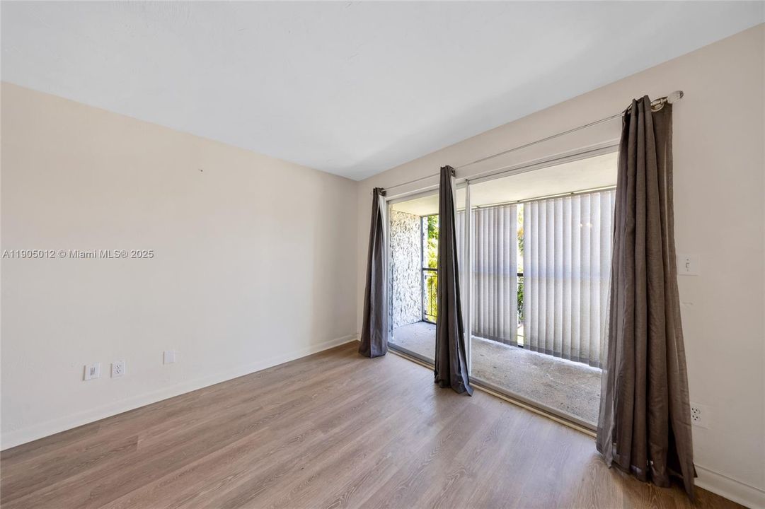 Recently Rented: $1,800 (2 beds, 2 baths, 777 Square Feet)