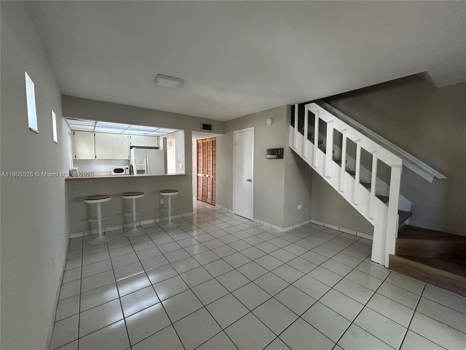 En Renta: $3,100 (2 camas, 2 baños, 1169 Pies cuadrados)