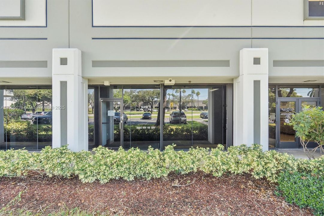 For Rent: $4,966 (0 beds, 0 baths, 0 Square Feet)