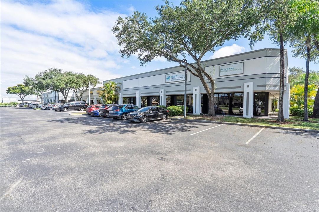 For Rent: $4,966 (0 beds, 0 baths, 0 Square Feet)